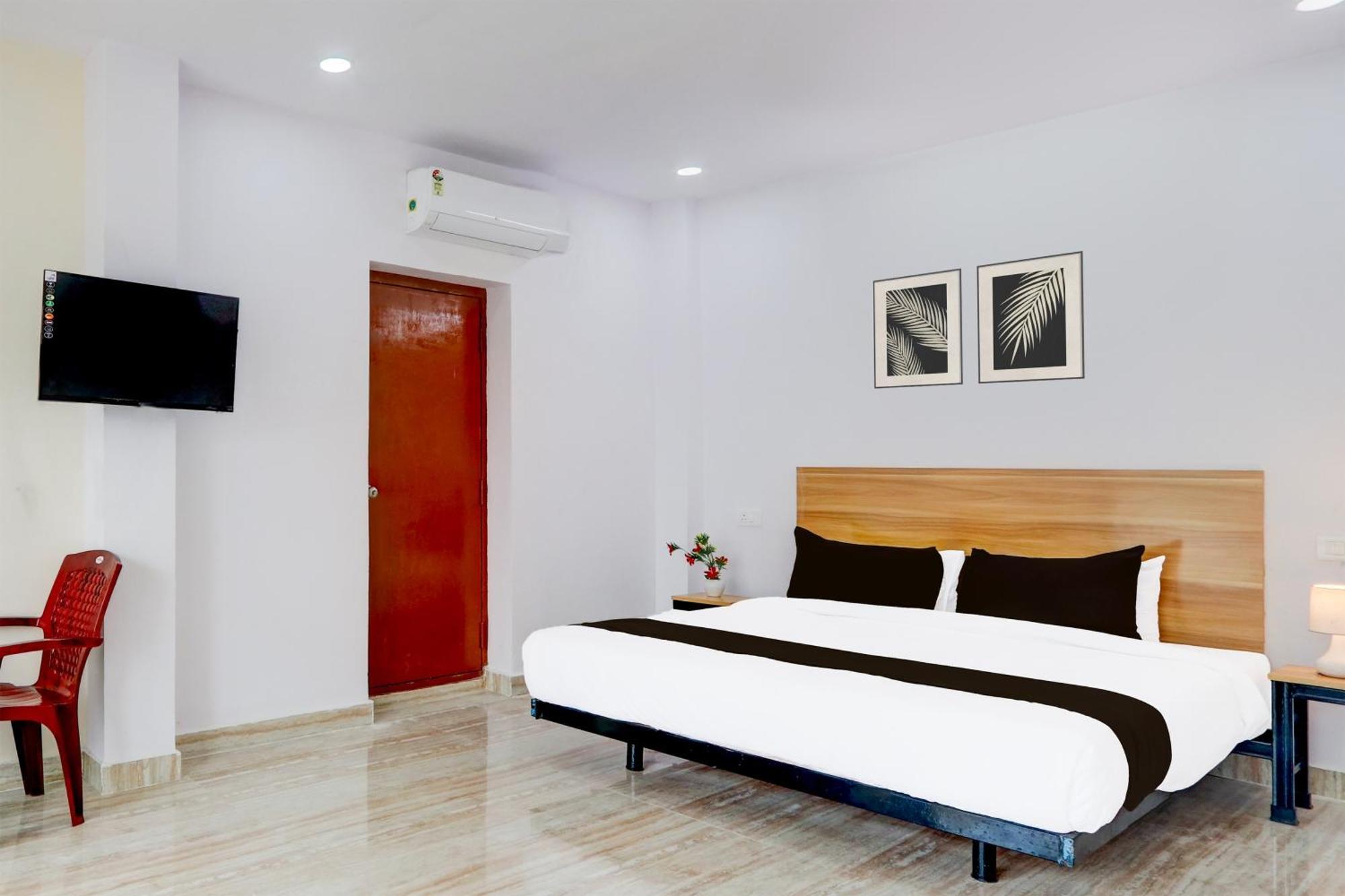Hotel O Living Tree In Hyderabad Eksteriør billede